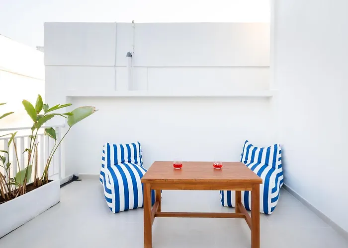 Grega Santorini, 2 Bedroom Walking To Padang Padang Villa Uluwatu (Bali)
