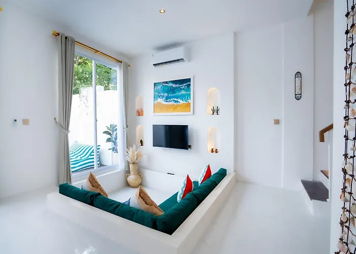Grega Santorini, 2 Bedroom Walking To Padang Padang *