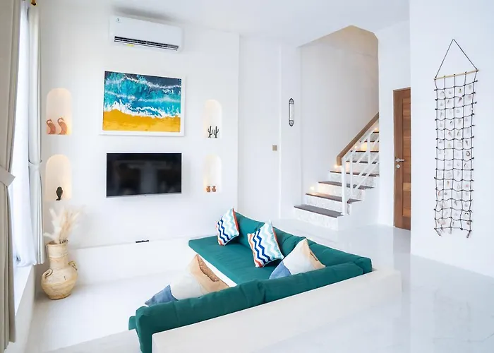 Grega Santorini, 2 Bedroom Walking To Padang Padang *